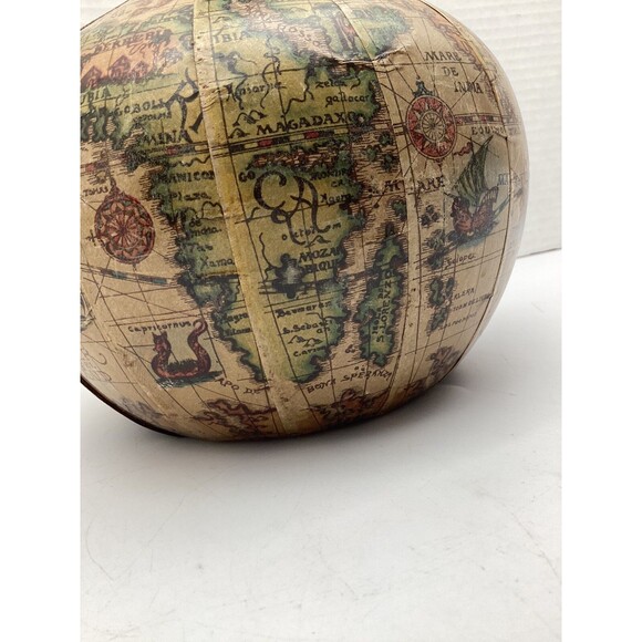 Vintage Fausto Corduri Leather Wrapped Old World Map Decanter - Picture 7 of 10